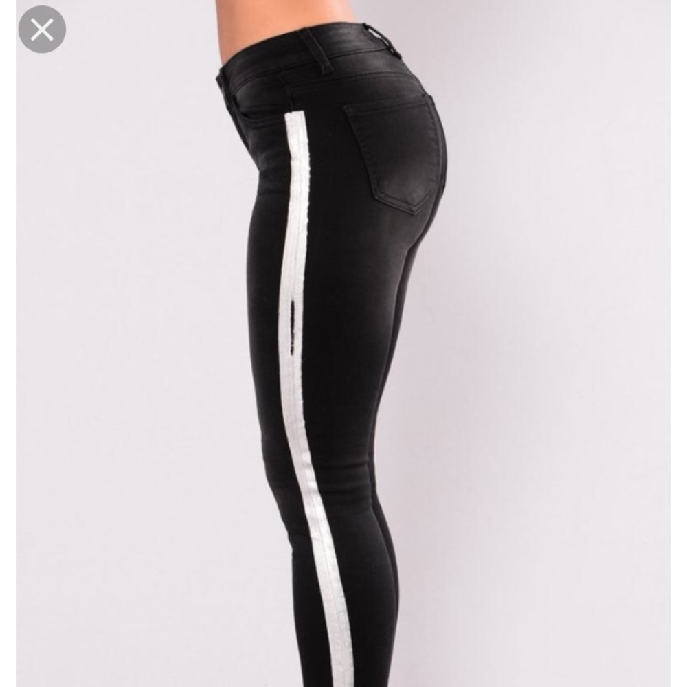 Hard To Notice Jeans
